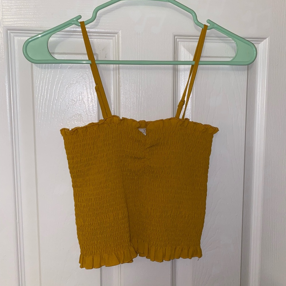 Sadie & Sage gold crop top, ruched, size medium